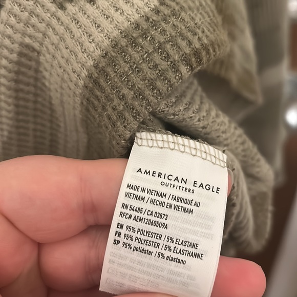NWOT American Eagle Camo Waffle Long Sleeve - Picture 5 of 6